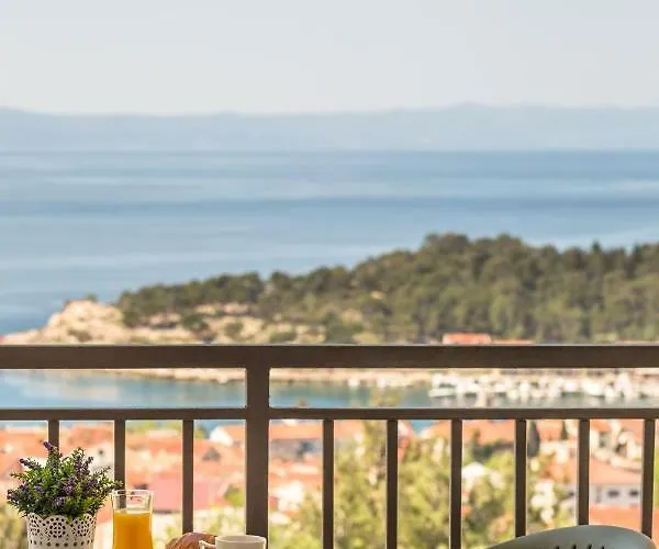 Lana Apartamento Makarska